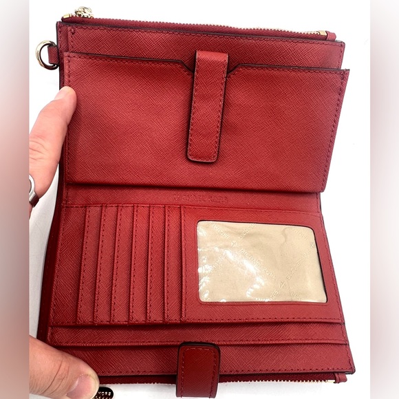 Michael Kors Adele Smartphone Wallet - Picture 10 of 13